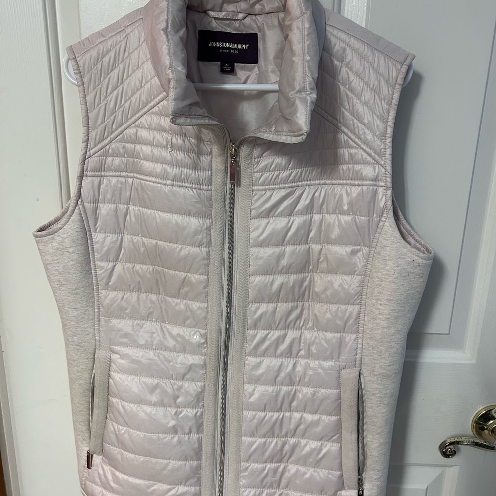 Johnston & Murphy tan Quilted Vest with Stretch Panels